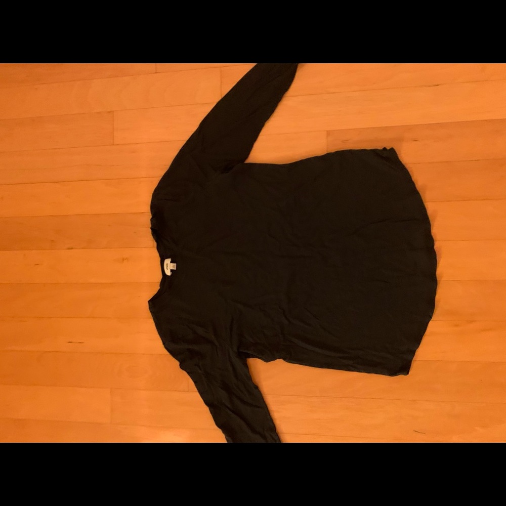 Dark green vintage European long sleeved shirt